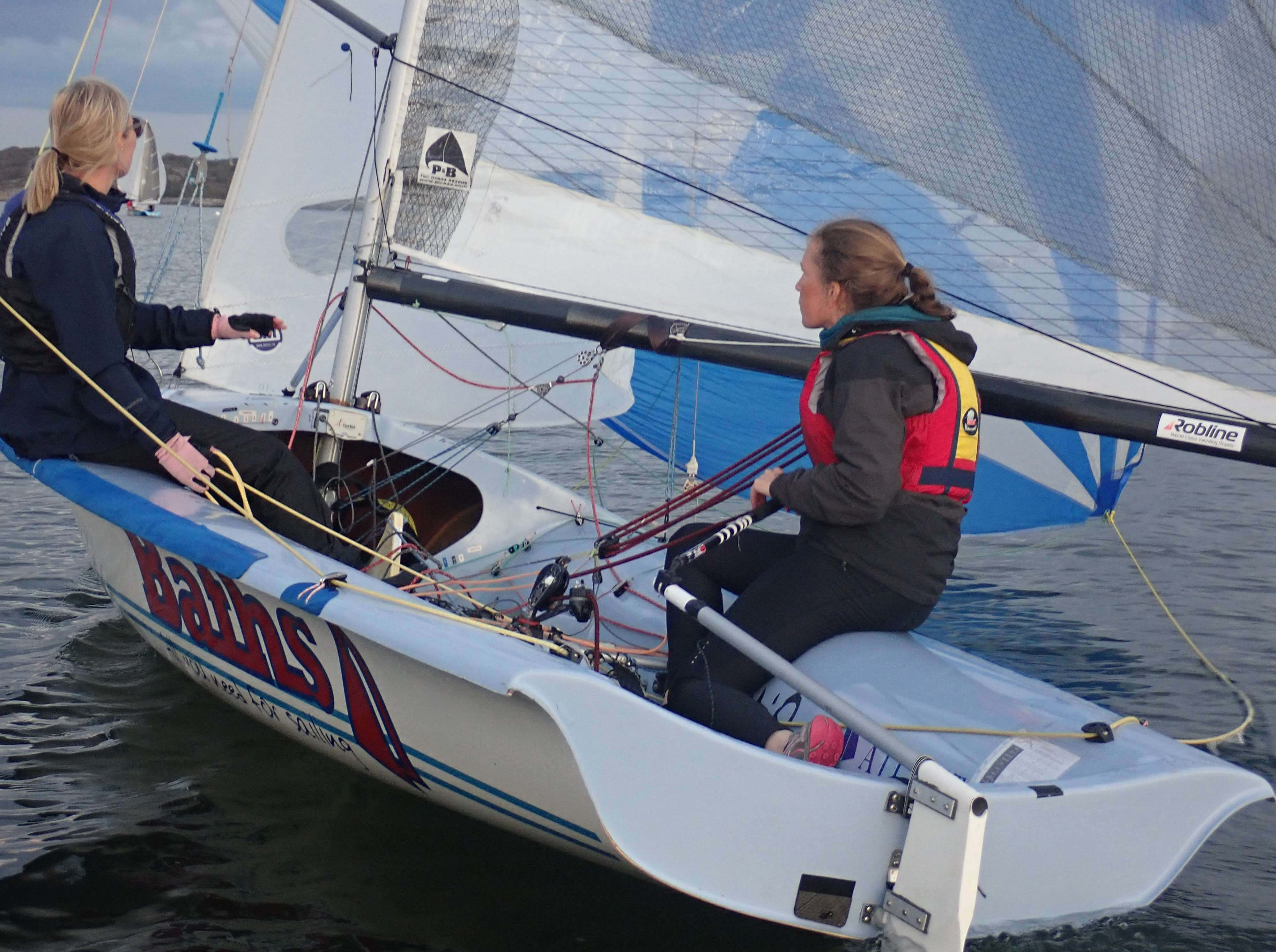 000aa21 Paula och Lisa.Resized