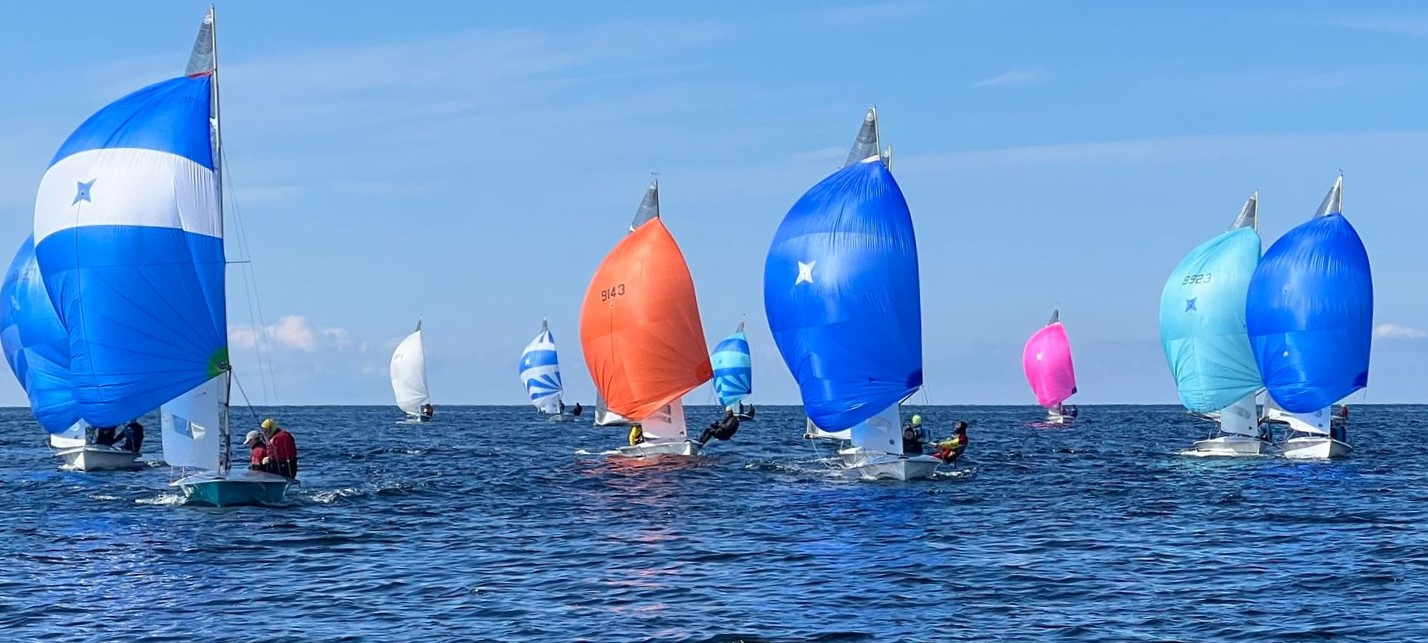 1. Sndag 21 april Spinnakrar3