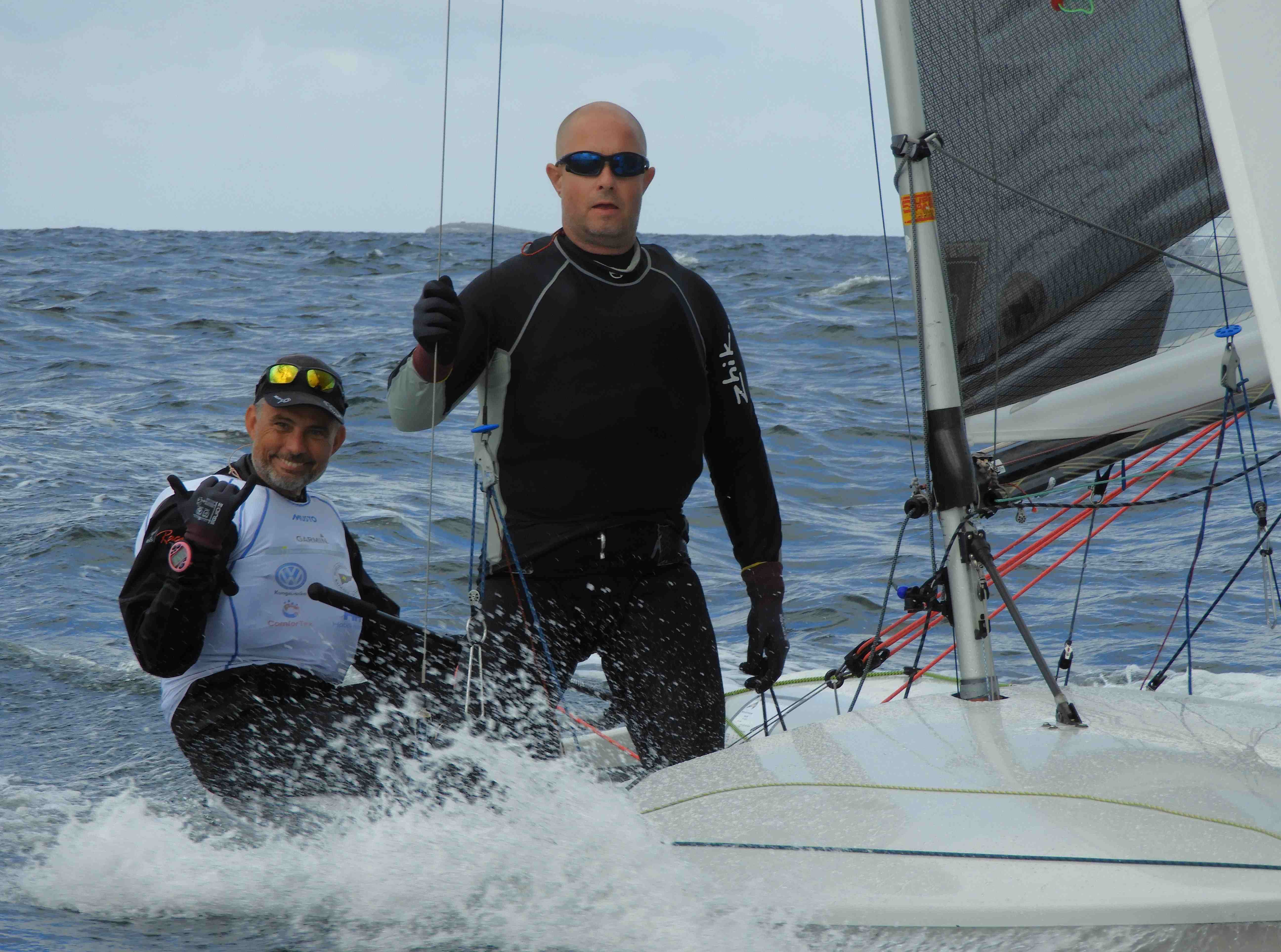 12.Tomas och Johan RE