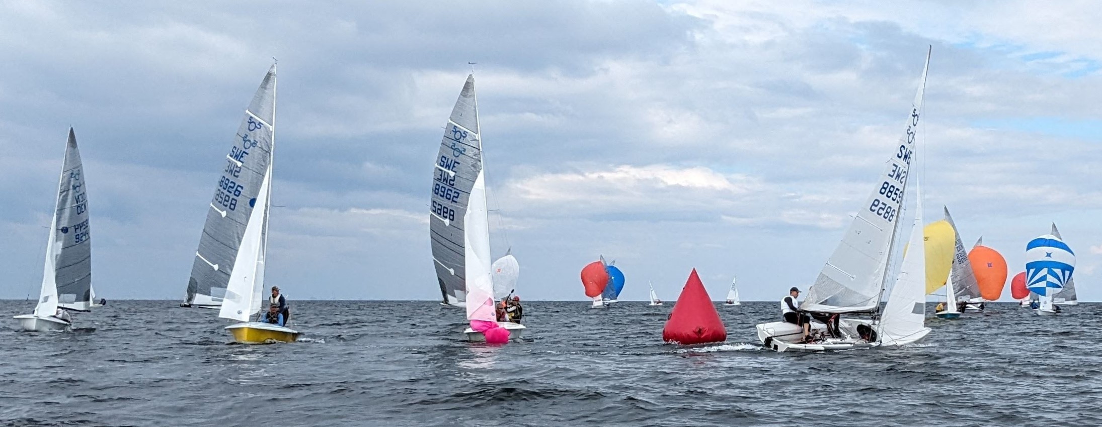 13.Tomas och Johan i ledningen