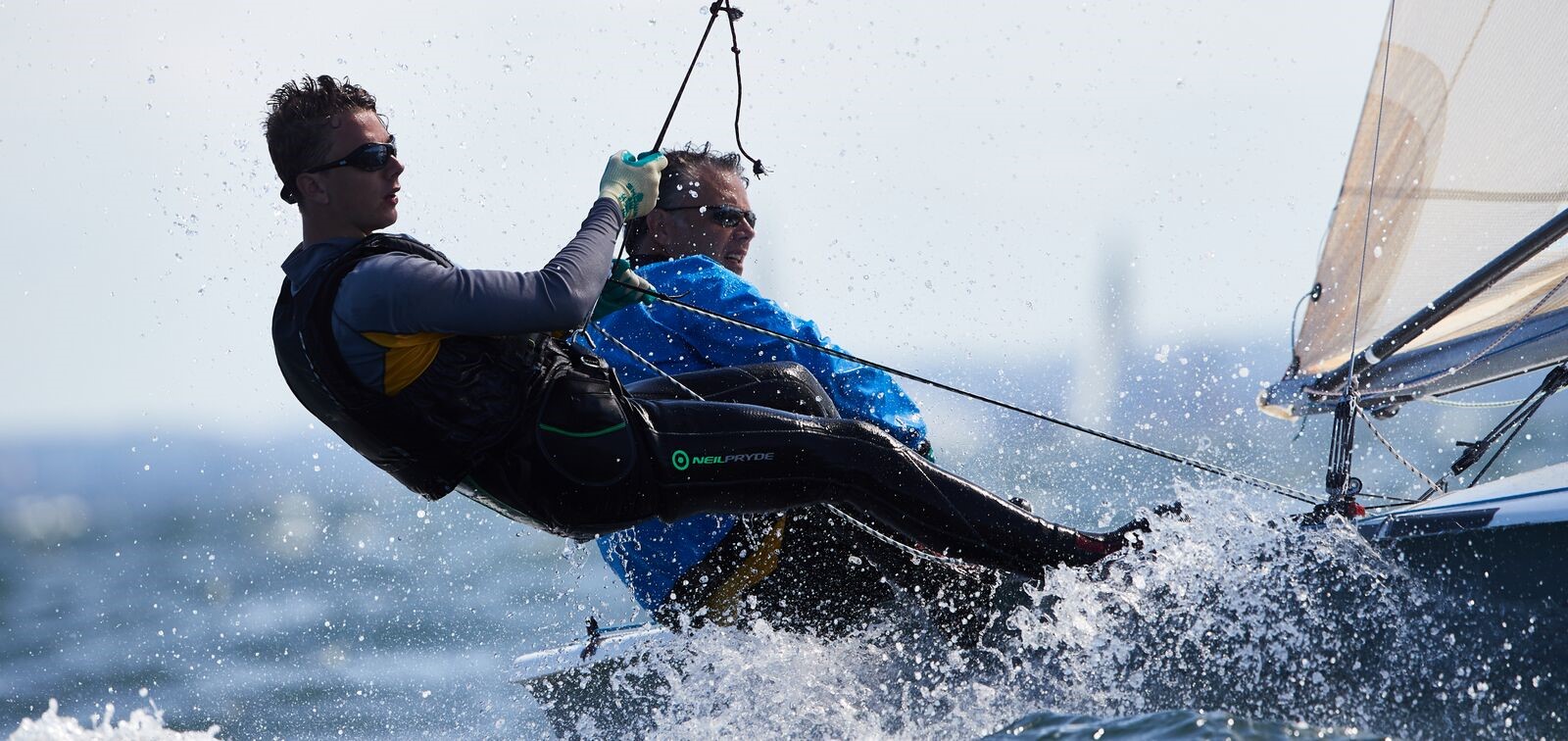 PolNat trapezing 8873